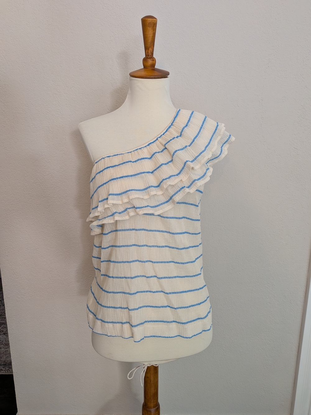 Sézane One-Shoulder Ruffle Camisole in White and Light Blue